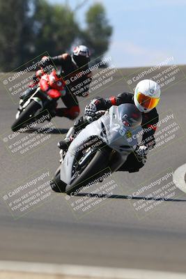 media/Sep-21-2025-TrackDaz (Sun) [[277c75b276]]/C Group/1240pm (Turn 2)/